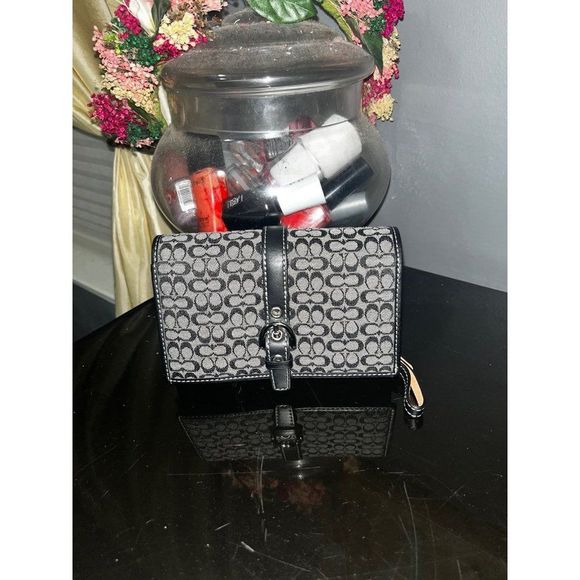 Coach Handbags - Coach Card Case In Signature Charcoal Wallet